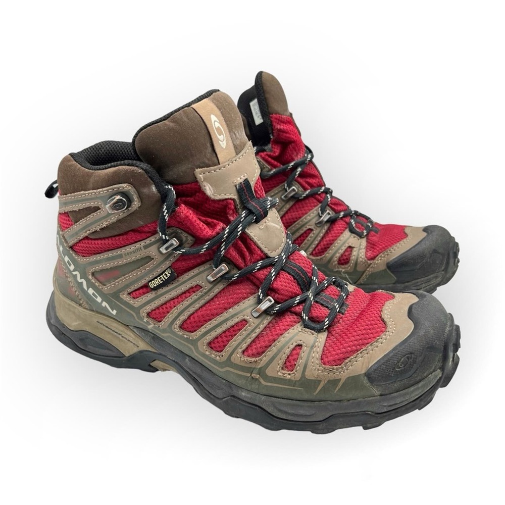 Salomon Kids Hiking Boots in Red and Brown